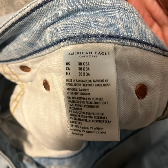 American Eagle light blue denim - Picture 3 of 3